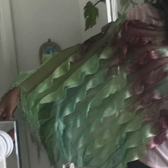 Ruffle shall poncho in a burgundi/vibrant green! - Picture 4 of 5